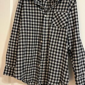 Activa Black and White Casual Button Down Shirt